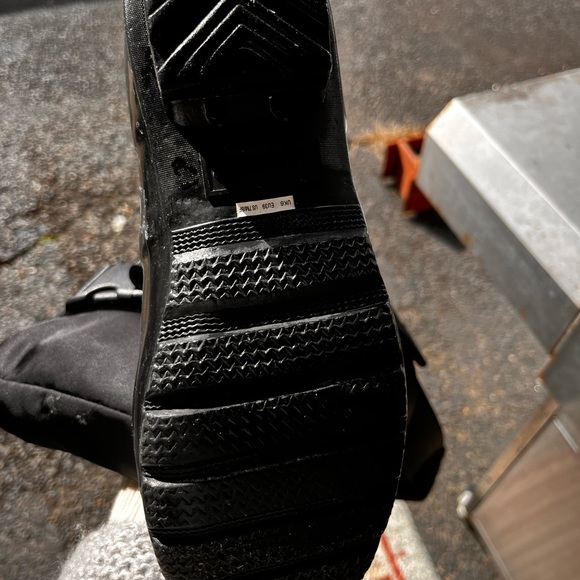 Hunter Tall Black Boot - Picture 3 of 4